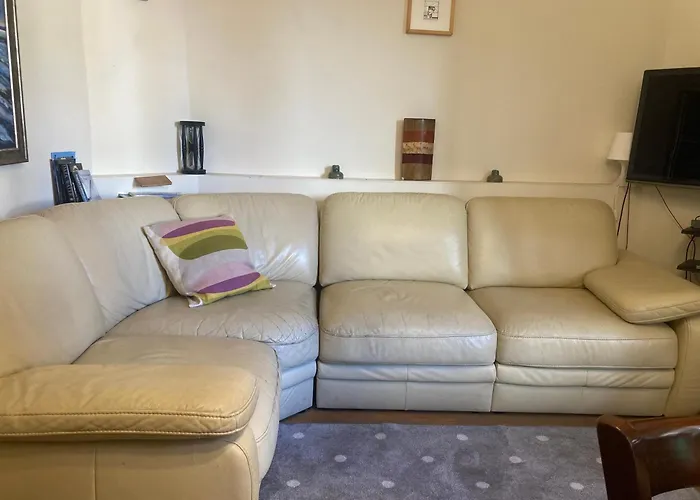 Deluxe In The Centre Of
